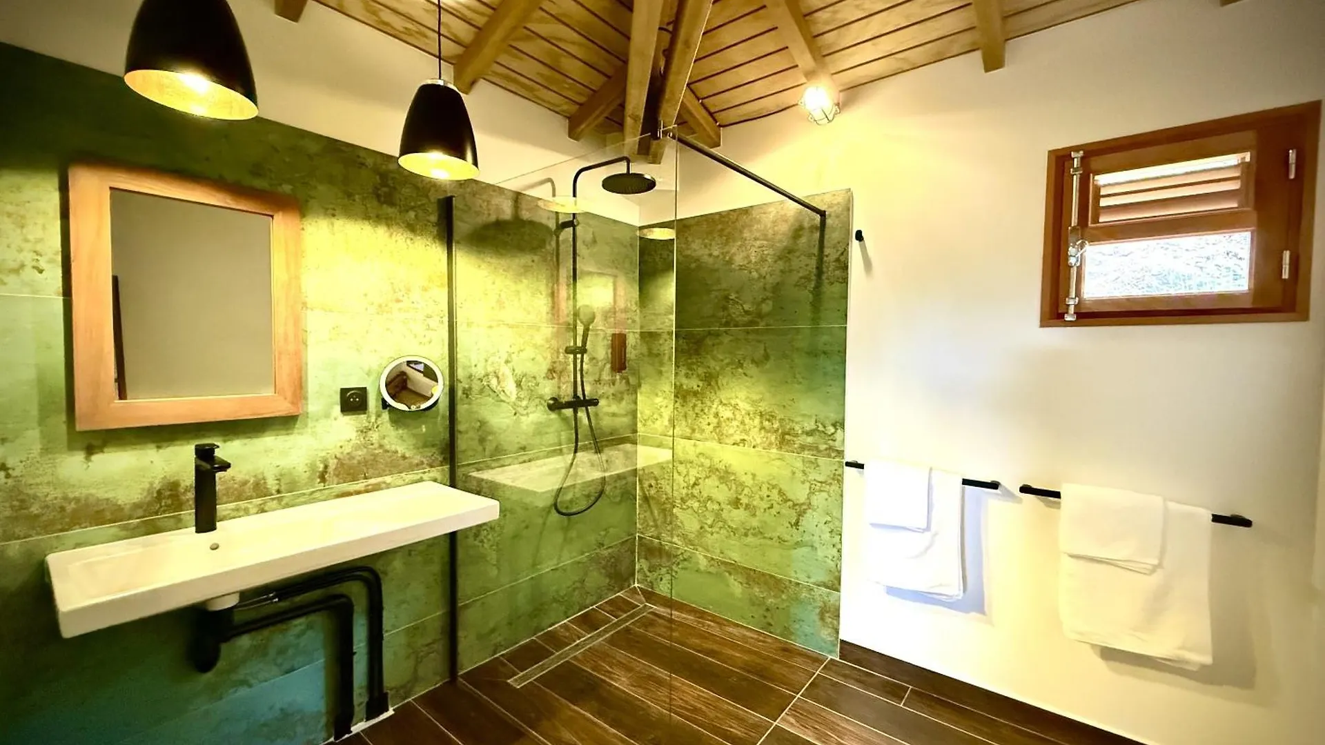 Guest house Habitation Cafeiere Samana Beausejour - Guesthouse Pointe-Noire