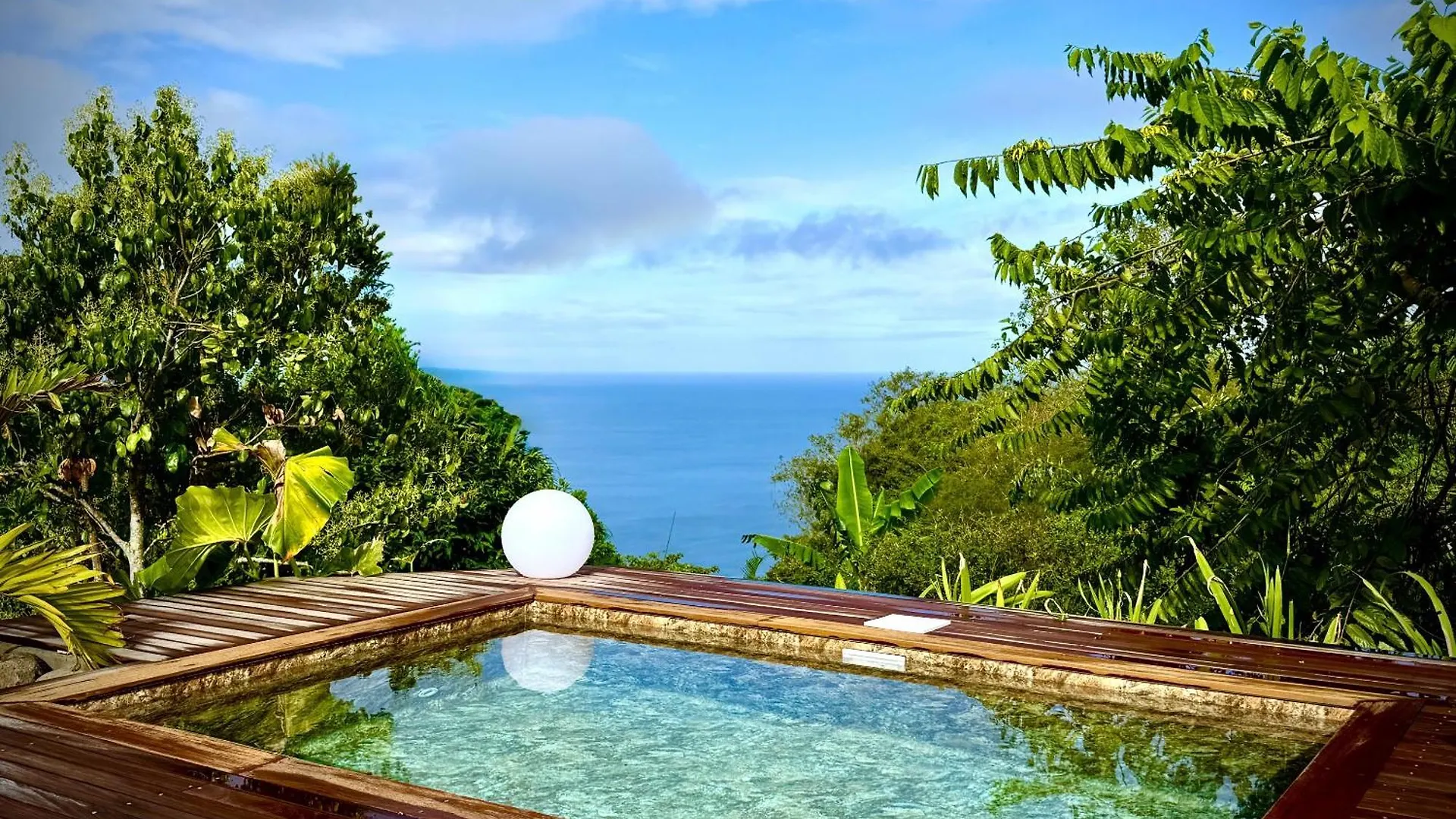 Habitation Cafeiere Samana Beausejour - Guesthouse Pointe-Noire 5*,